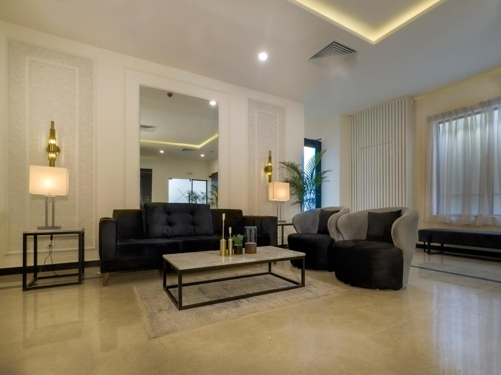 Hotel One Vogue Mall 35 ราวัลปินดี ภายนอก รูปภาพ